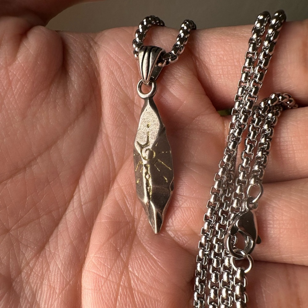 Y2K Vintage Stone Necklace for Men and Women